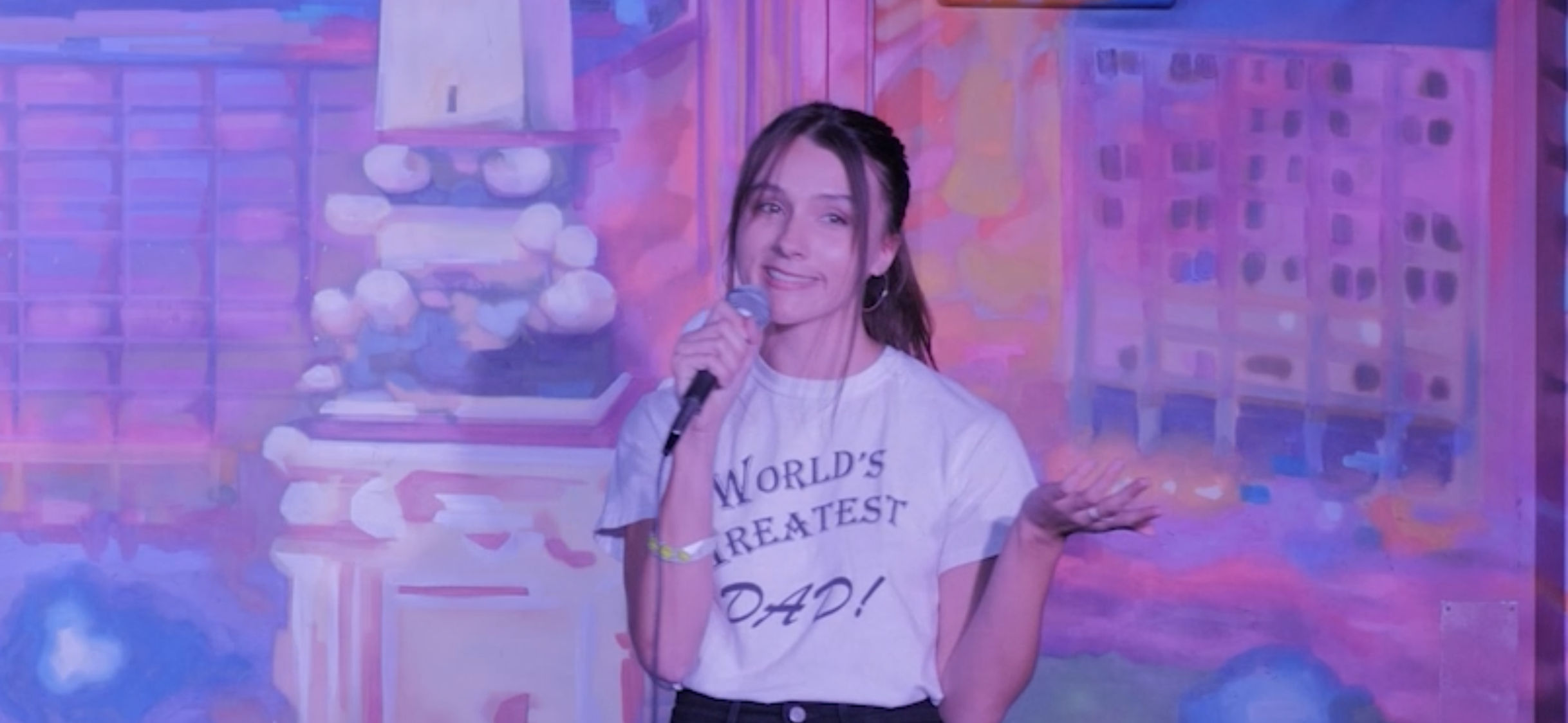 Ariana Newhouse – Writer · Comedian